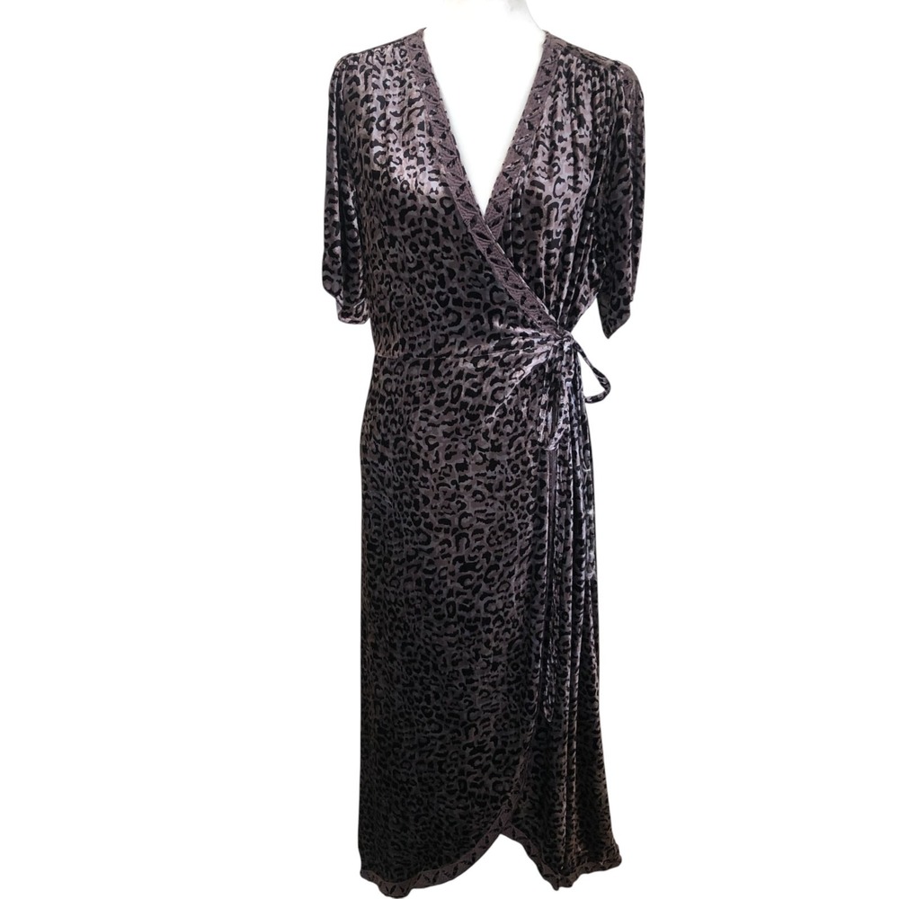 JOHNNY WAS Deep V-Neck Elegant Ombre Leopard Silk Velvet‎ Wrap Midi Dress M $330 - Picture 2 of 16